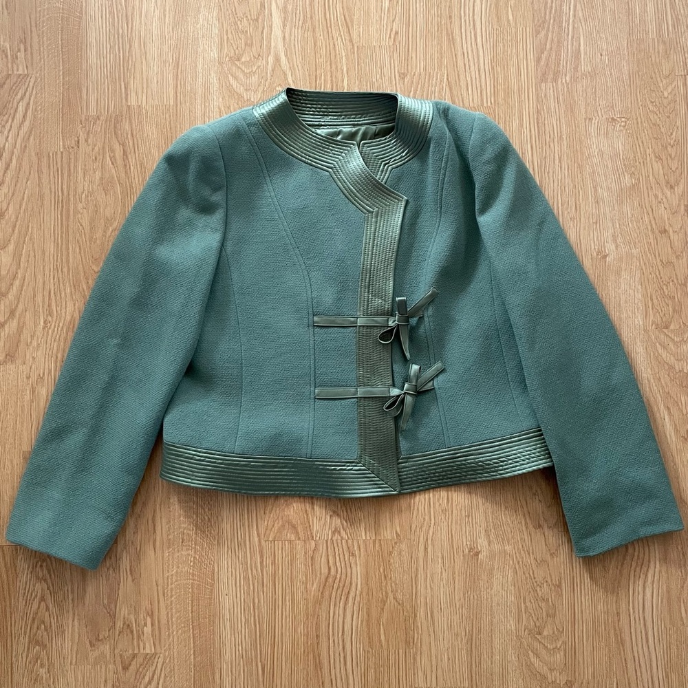 Armani Collezioni Green Wool Cropped Jacket 12 Italy